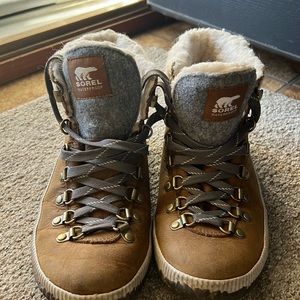 Women’s Sorel Out N About Conquest Plus,  size 8